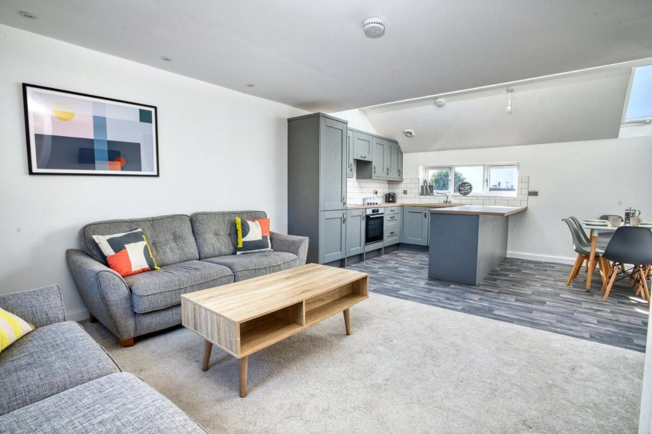 Number 7 On The Hill Villa ลินคอล์น ภายนอก รูปภาพ